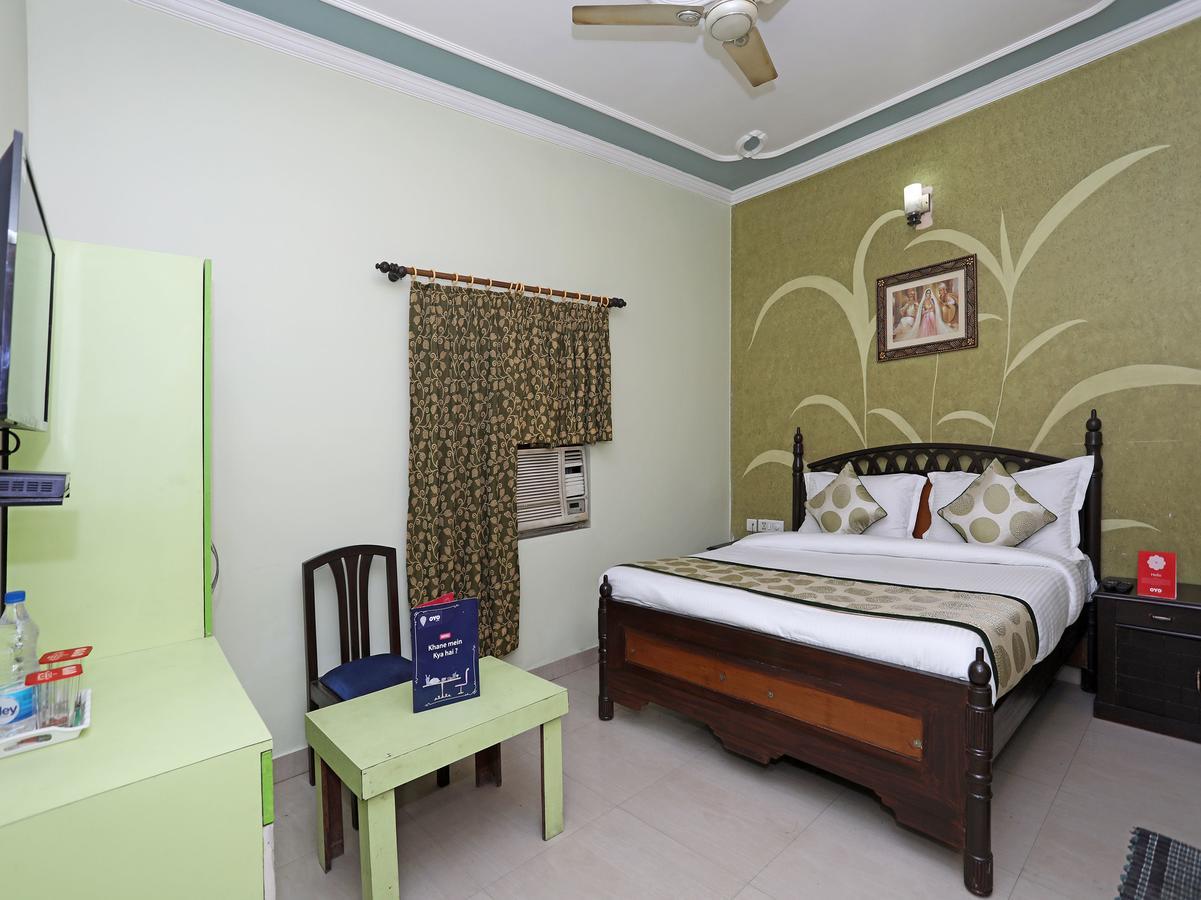 Oyo 11312 Aero Capital Hotel นิวเดลี ภายนอก รูปภาพ